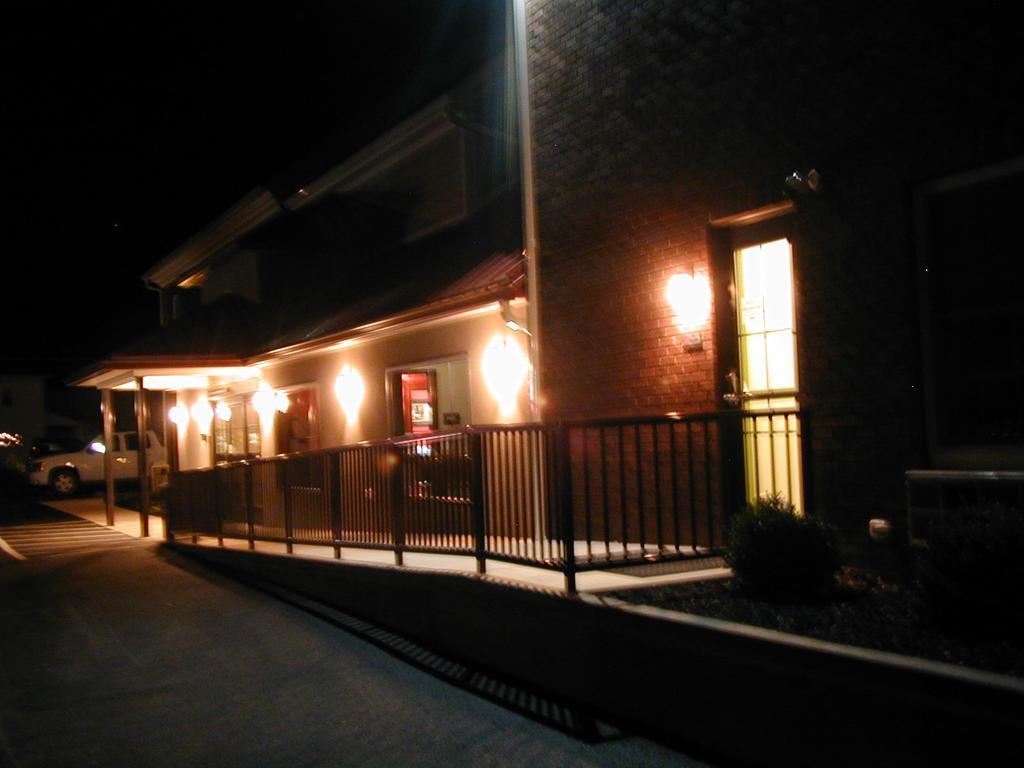 Hotel Dushore Luaran gambar